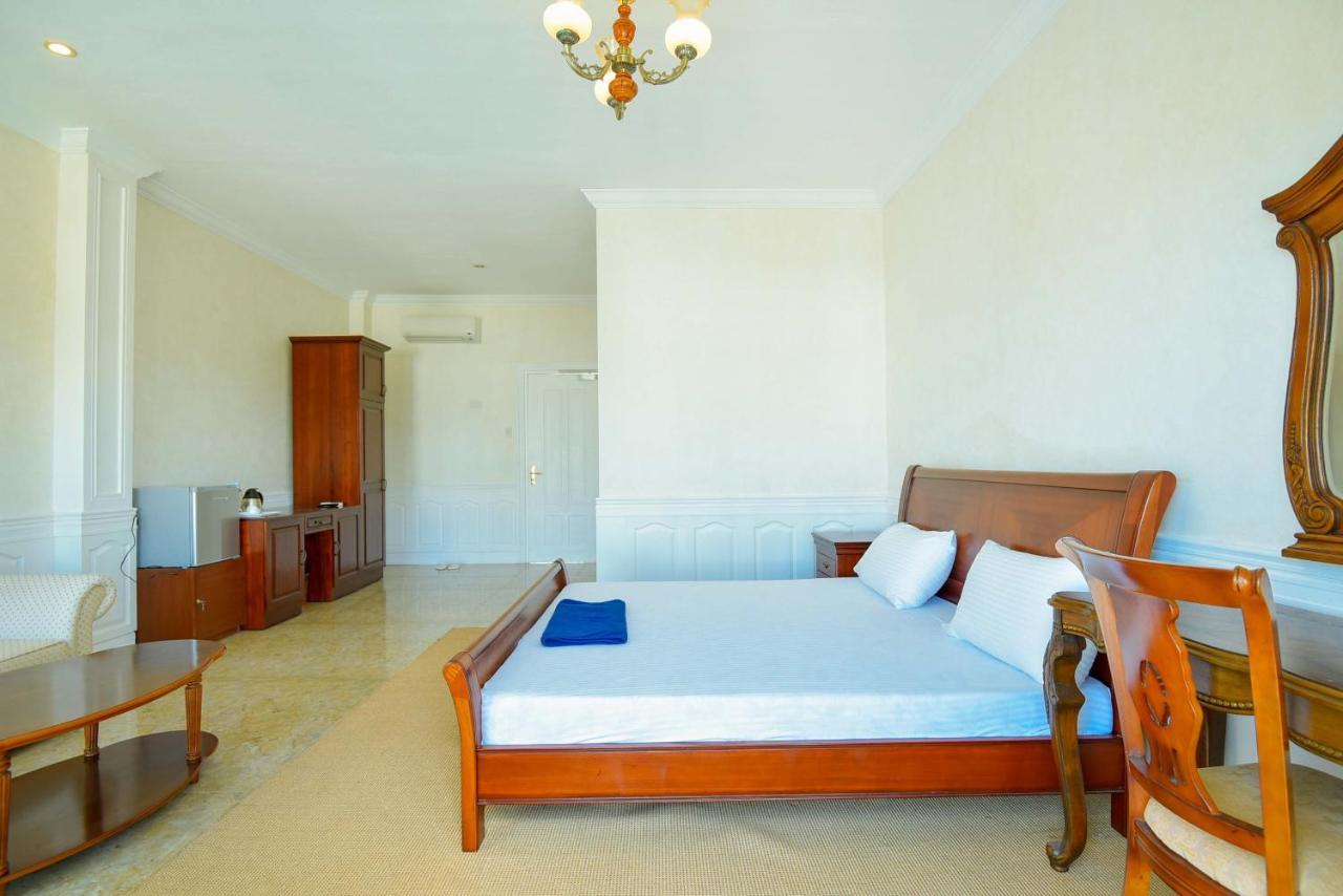 Casablanca By The Sea Lapu-Lapu City Exterior photo
