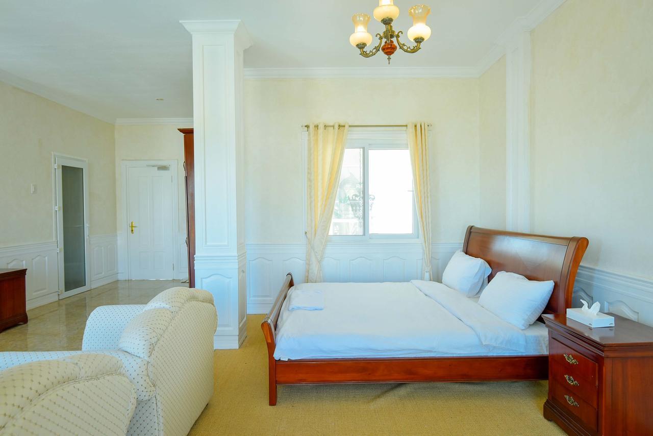 Casablanca By The Sea Lapu-Lapu City Exterior photo